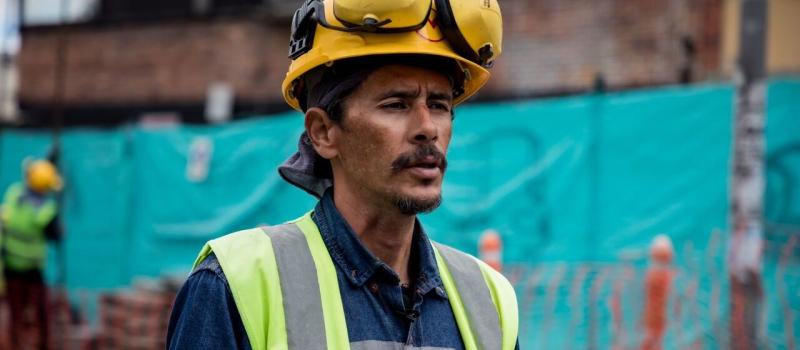 Luis Jaimes Mendoza, trabajador del metro de Bogotá